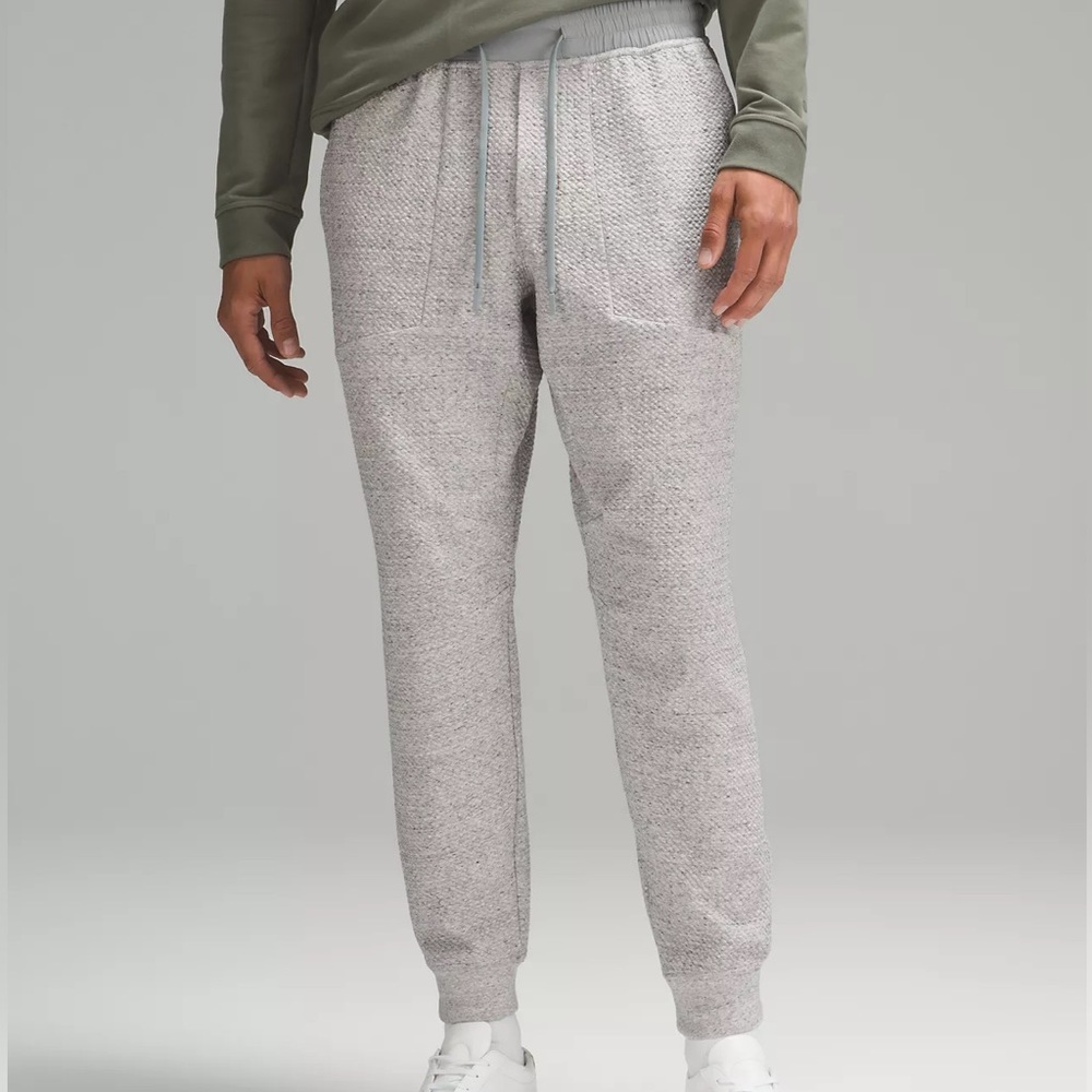 Lululemon At Ease Jogger Men’s Size XS